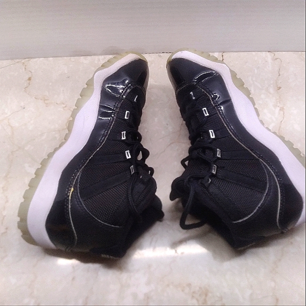 Jordan 11 Retro Space Jam